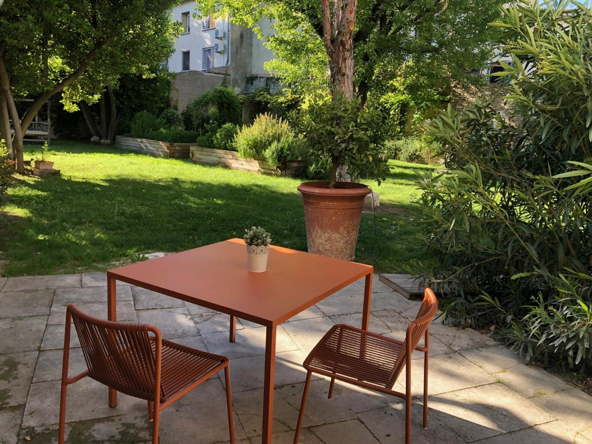La Chapelle Sur La Sorgue Bed & Breakfast L'Isle-sur-la-Sorgue Exterior photo